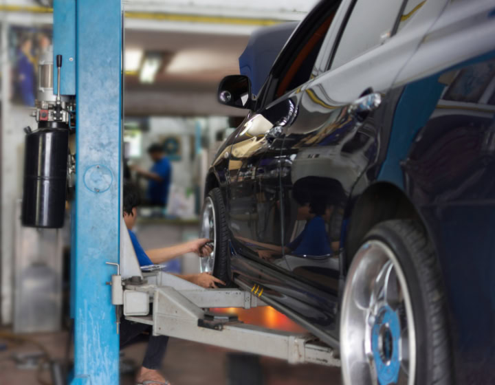Collision Repair 2 frame straightening structural repair